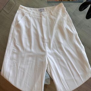 Sabo Skirt Luxe White Trousers with Cute Button Detailing